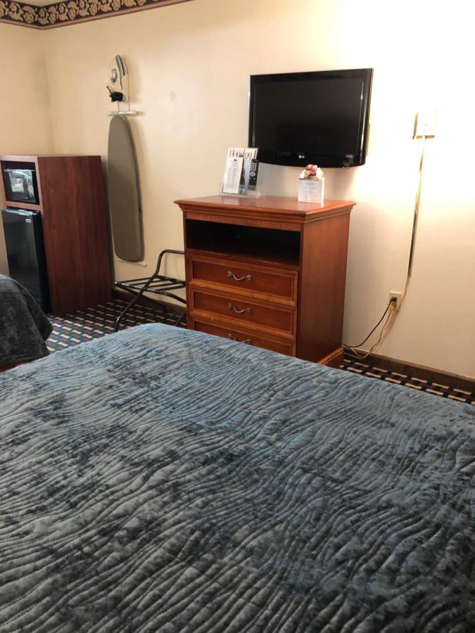 Howard Johnson By Wyndham Perry Ga Extérieur photo